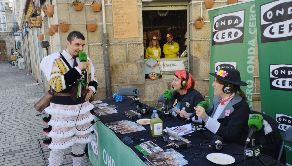 Renato, cigarrón en Onda Cero Galicia