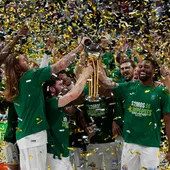 Unicaja corona una histórica Copa del Rey levantando el título ante el Tenerife Unicaja corona una histórica Copa del Rey levantando el título ante el Tenerife