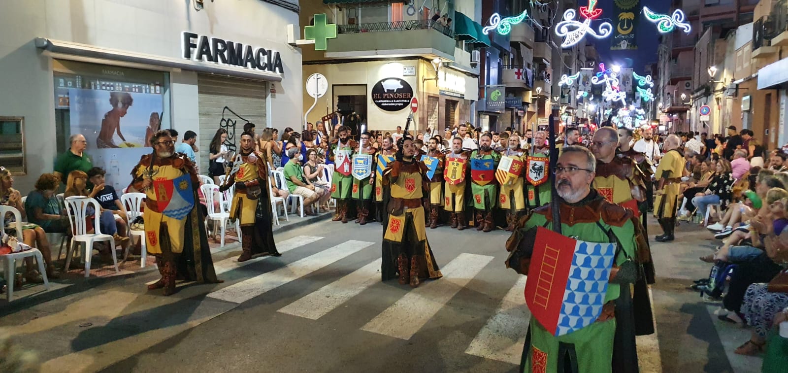 Los Moros y Cristianos de Alicante merecen ser declarados 'Fiestas de Interés Turístico de la Comunidad' Los Moros y Cristianos de Alicante merecen ser declarados 'Fiestas de Interés Turístico de la Comunidad'