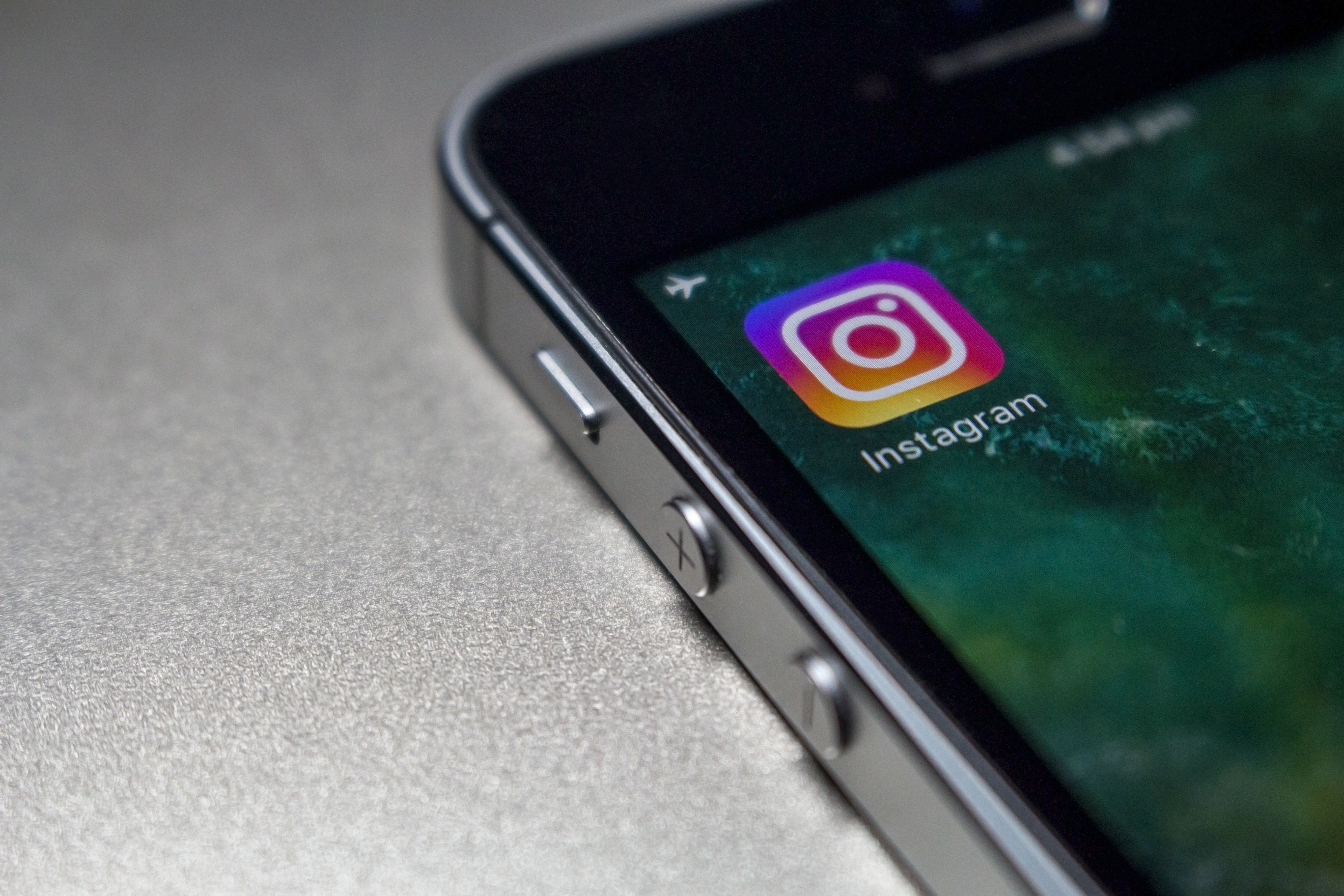 Instagram y deporte: un recurso didáctico para promocionar el ejercicio físico Instagram y deporte: un recurso didáctico para promocionar el ejercicio físico