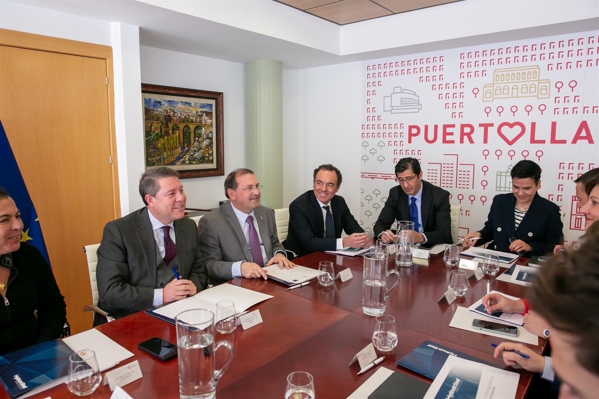Puertollano abre la puerta a Hydnum Steel, siderúrgica verde que ocupará 1,3 millones de m2 invirtiendo 1.000 millones Puertollano abre la puerta a Hydnum Steel, siderúrgica verde que ocupará 1,3 millones de m2 invirtiendo 1.000 millones