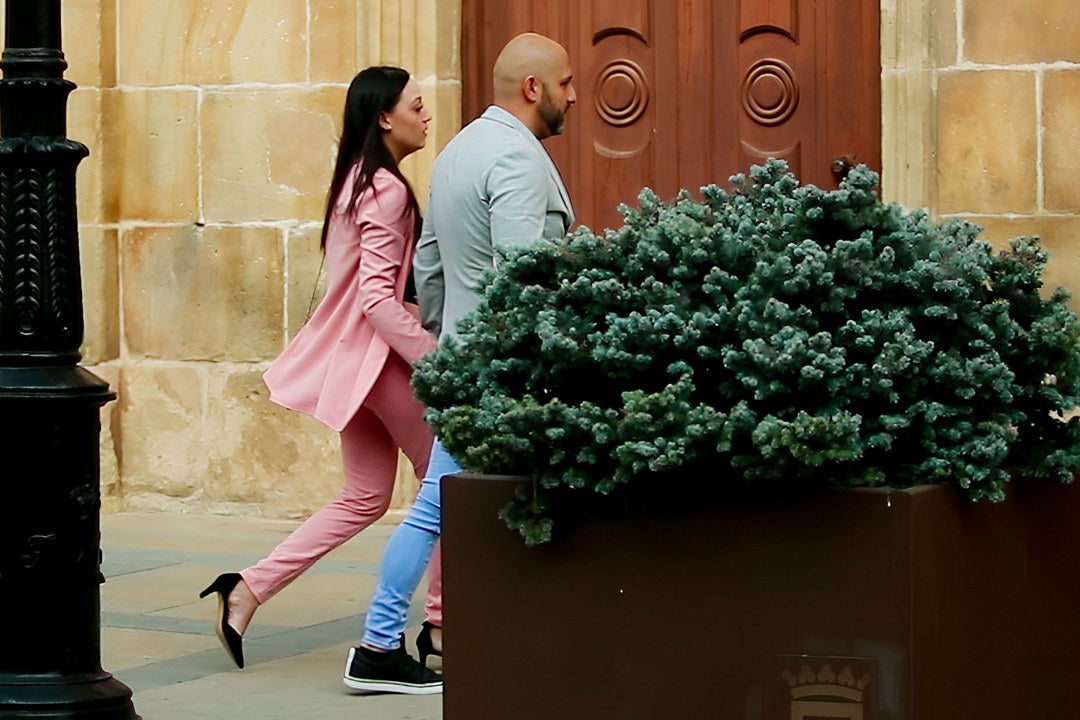 Juzgan en Soria al hombre que agredió a su mujer durante un directo en TikTok Juzgan en Soria al hombre que agredió a su mujer durante un directo en TikTok