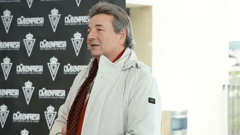 Agustín Ramos, presidente del Real Murcia, en un acto del club empresa el pasado mes de enero Agustín Ramos, presidente del Real Murcia, en un acto del club empresa el pasado mes de enero