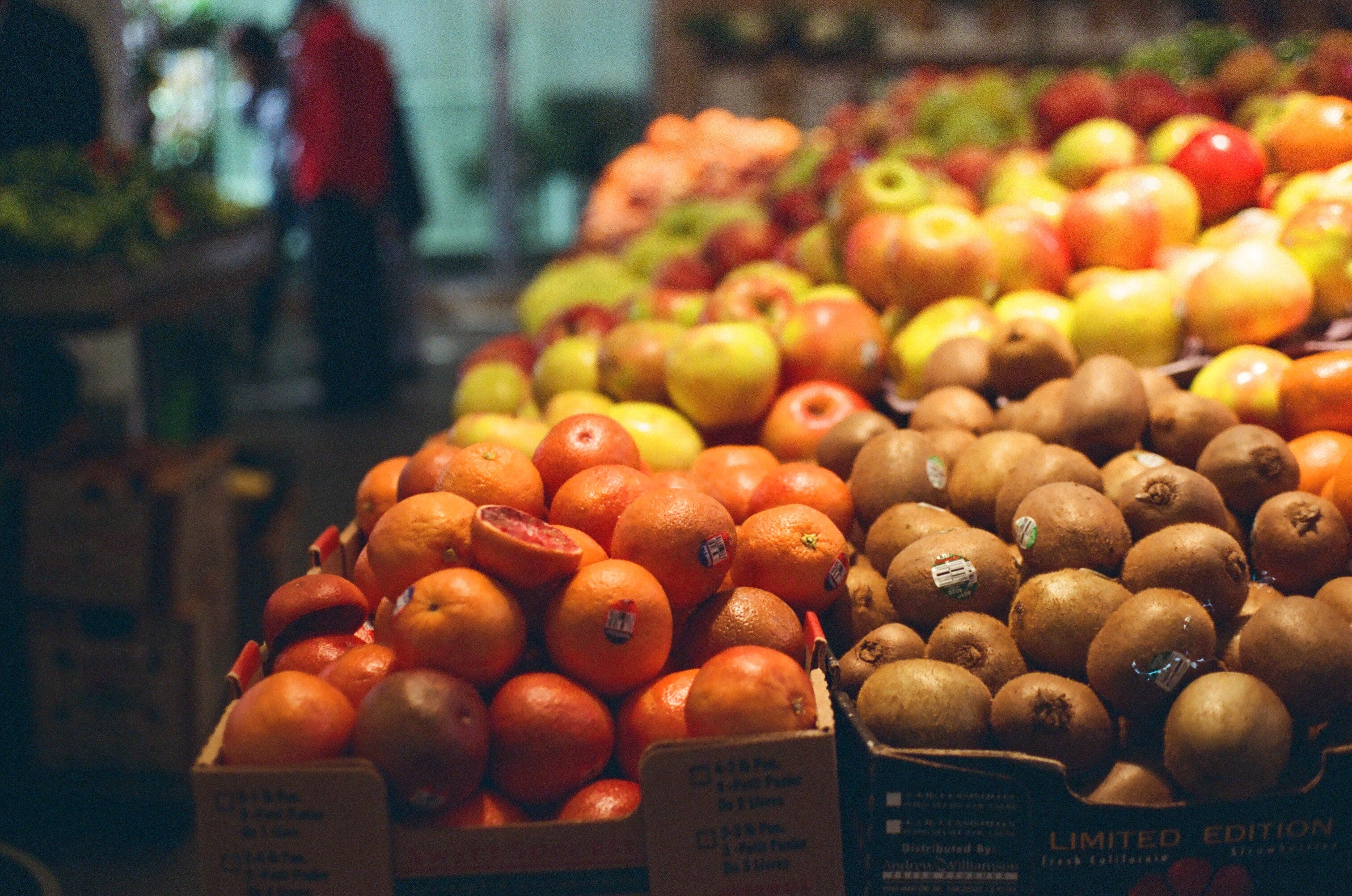 Gonzalo Bernardos, sobre la bajada del IVA en alimentos: "Solo ha conseguido que los supermercados se forren más" Gonzalo Bernardos, sobre la bajada del IVA en alimentos: "Solo ha conseguido que los supermercados se forren más"