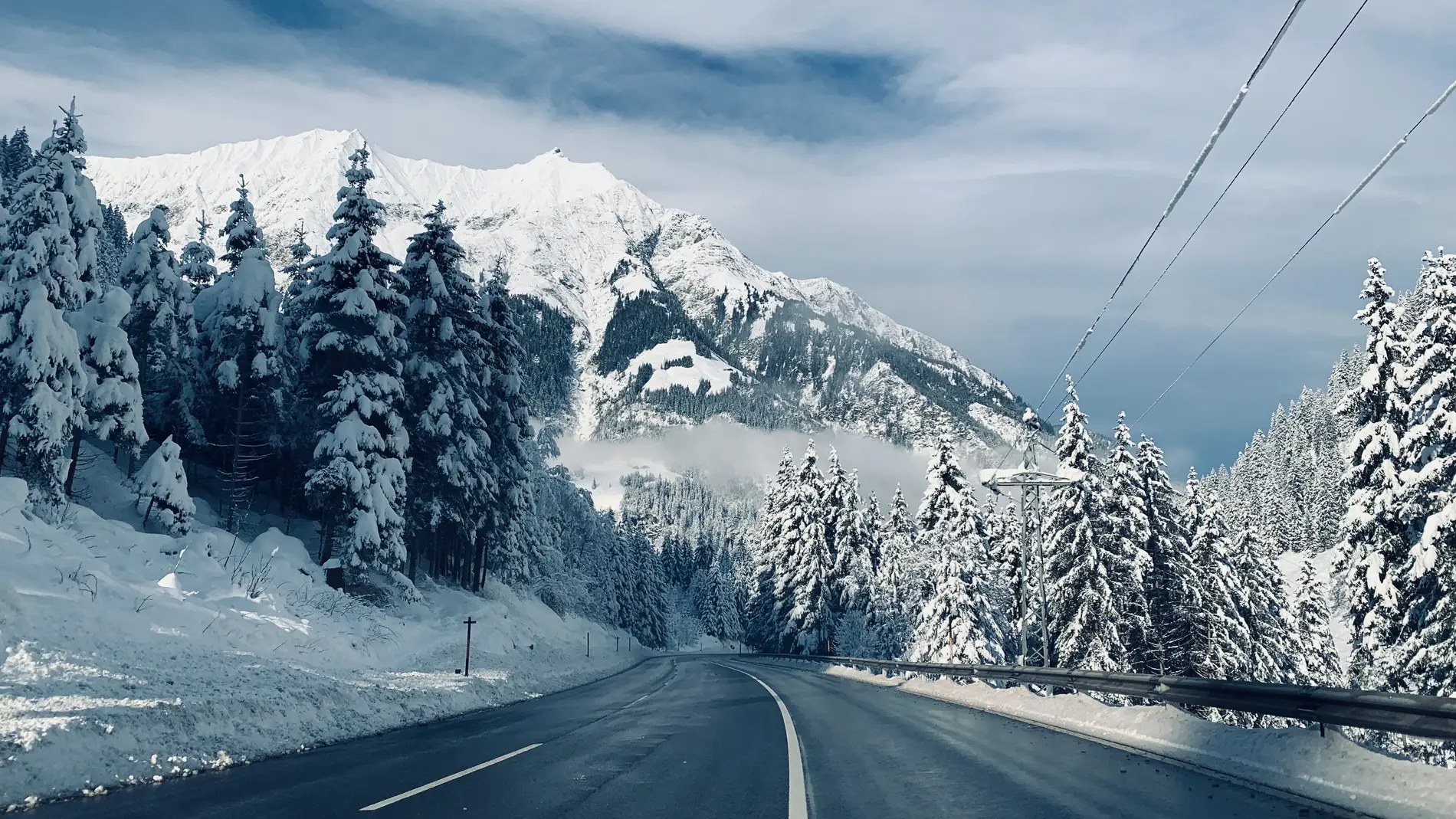Las diez recomendaciones de la DGT para conducir con nieve