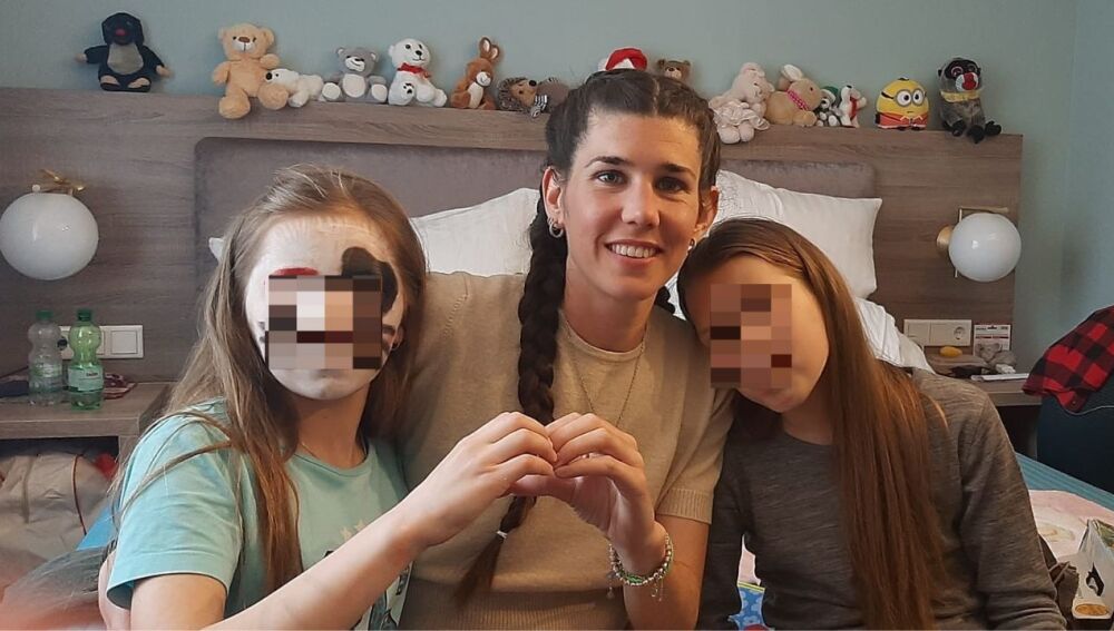 María Morollón con los niños ucranianos