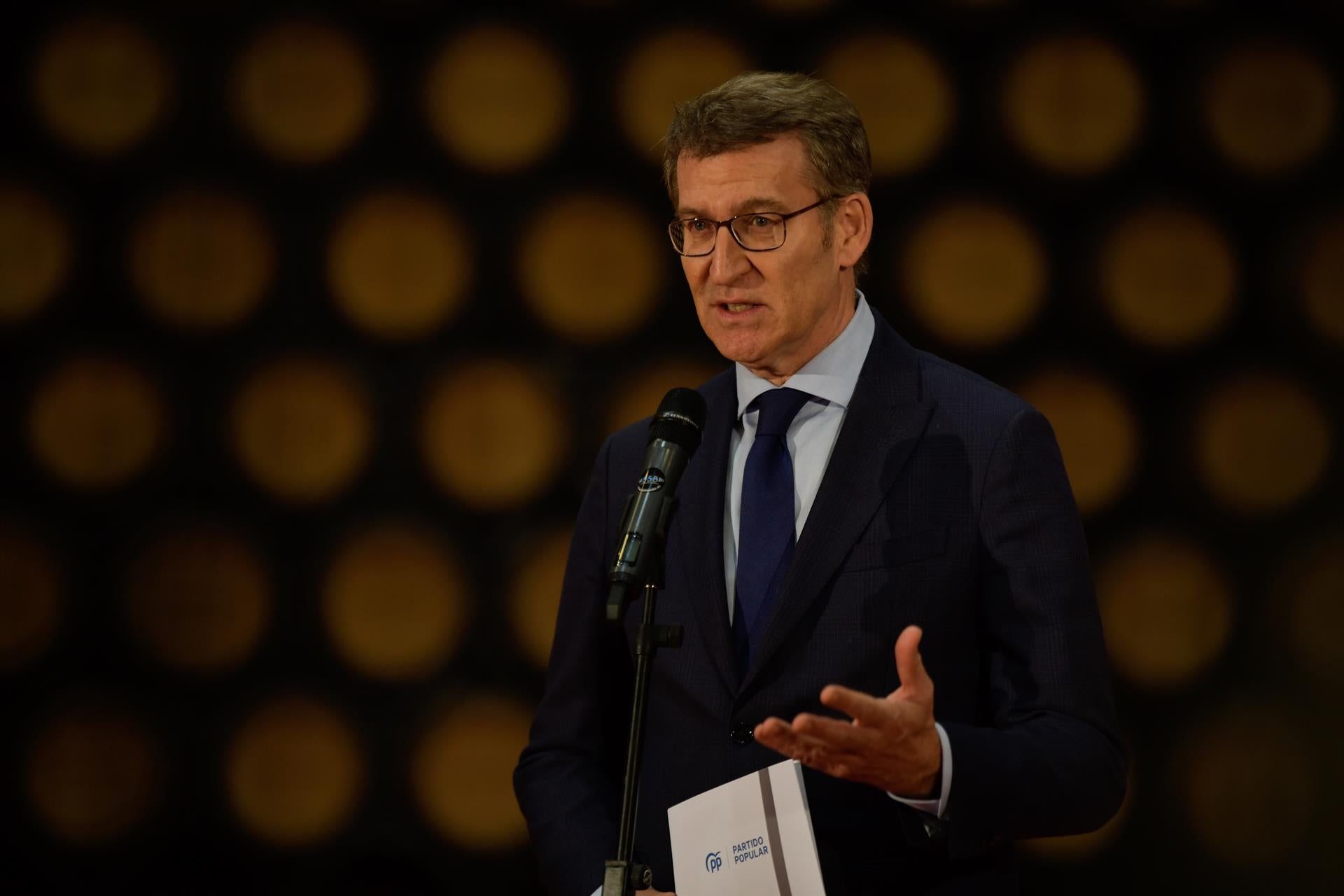 Núñez Feijóo asegura en Daimiel que el sector agroalimentario no es el culpable de la subida de los precios Núñez Feijóo asegura en Daimiel que el sector agroalimentario no es el culpable de la subida de los precios