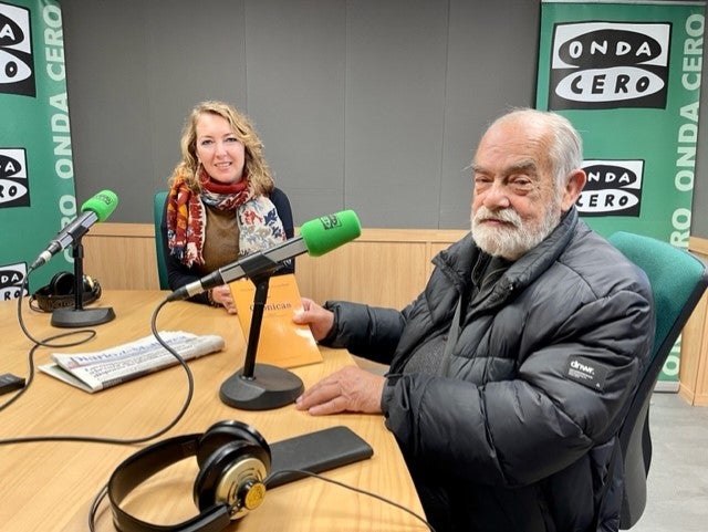 Antoni Tarabini presenta su libro 'Crónicas' Antoni Tarabini presenta su libro 'Crónicas'