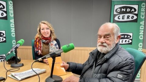 El sociólogo y presidente de la Fundación Gadeso, Antoni Tarabini, presenta su libro "Crónicas" en Onda Cero Mallorca El sociólogo y presidente de la Fundación Gadeso, Antoni Tarabini, presenta su libro "Crónicas" en Onda Cero Mallorca