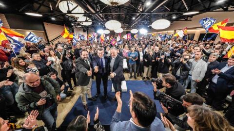 Núñéz, Núñez Feijóo y Cañizares en el acto público de Ciudad Real