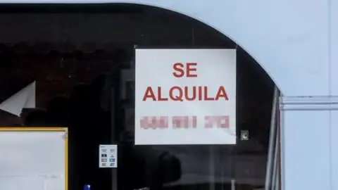 Imagen de una bajo comercial en alquiler. EP Bajo comercial