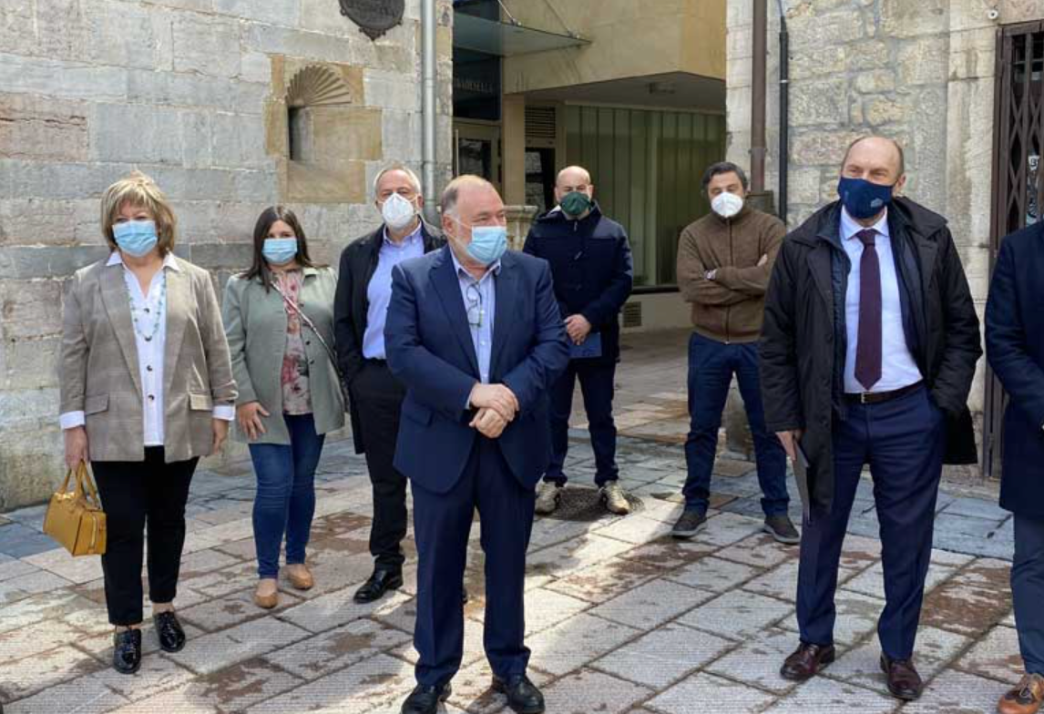 El Principado adjudica en 1,7 millones el saneamiento de la cuenca del río San Miguel en Ribadesella El Principado adjudica en 1,7 millones el saneamiento de la cuenca del río San Miguel en Ribadesella