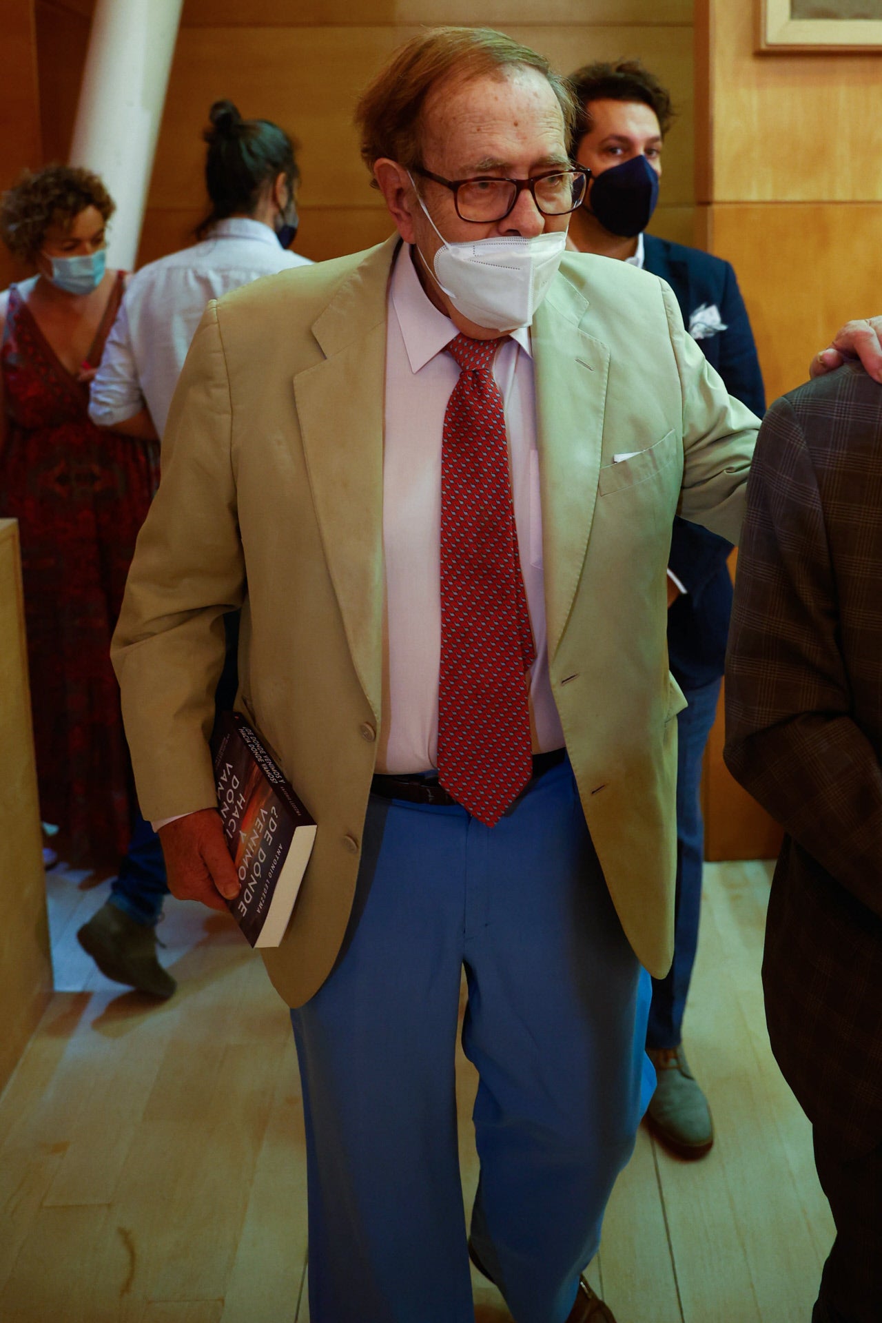 Moción de censura de Vox: ¿Puede Ramón Tamames ser presidente del Gobierno sin ser diputado? Moción de censura de Vox: ¿Puede Ramón Tamames ser presidente del Gobierno sin ser diputado?