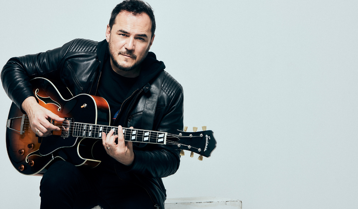 Ismael Serrano: “Hay que dar espacio a la tristeza. Ya está bien de la tiranía de Mr. Wonderful” Ismael Serrano: “Hay que dar espacio a la tristeza. Ya está bien de la tiranía de Mr. Wonderful”