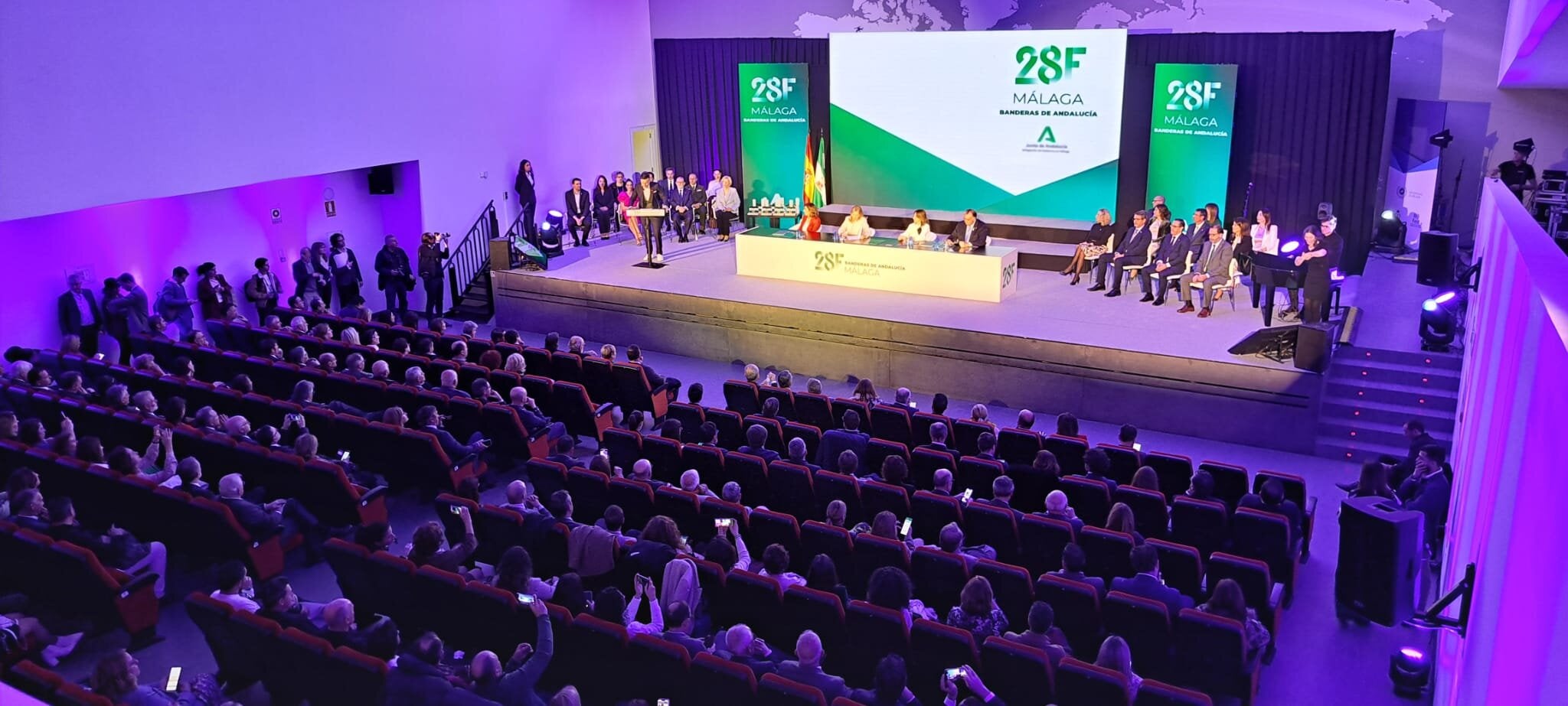 10 Banderas que destacan la gran aportación y talento de los premiados 10 Banderas que destacan la gran aportación y talento de los premiados