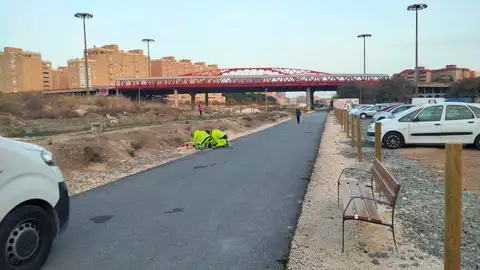 Trabajos de iluminación en la zona del soterramiento y del futuro Parque Central Trabajos de iluminación en la zona del soterramiento y del futuro Parque Central