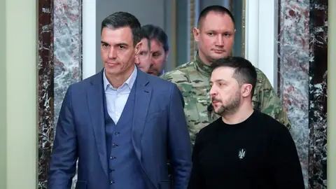 El presidente del Gobierno español, Pedro Sánchez, y el presidente de Ucrania, Volodímir Zelenski El presidente del Gobierno español, Pedro Sánchez, y el presidente de Ucrania, Volodímir Zelenski