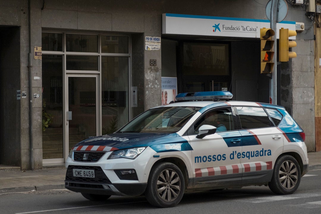 Un menor de 15 años, hospitalizado tras lanzarse de un balcón en Tarragona Un menor de 15 años, hospitalizado tras lanzarse de un balcón en Tarragona