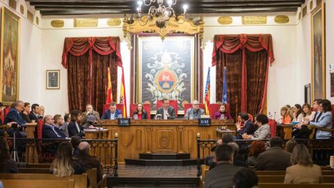 Pleno municipal de Elche. Pleno municipal de Elche.
