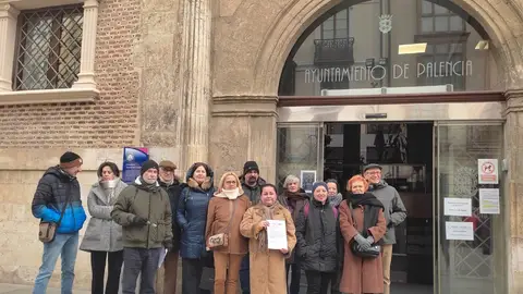 La Plataforma en Defensa del Arbolado de Palencia solicita información sobre la tala de árboles en la acequia del Cristo .