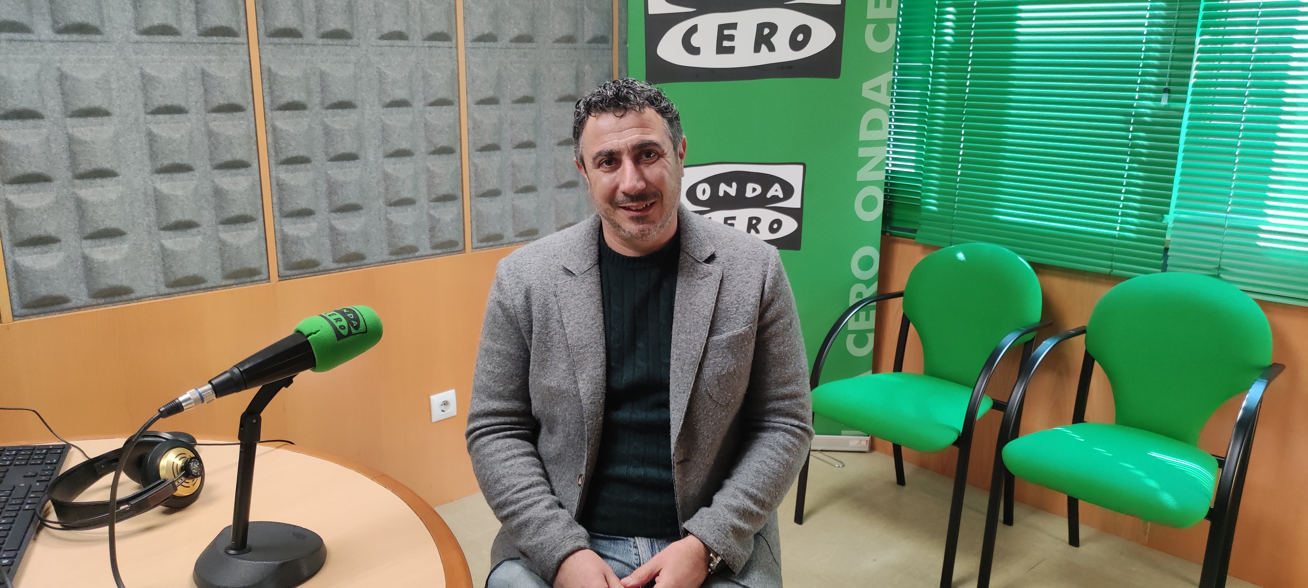 Manuel González: "Desde Caldas esiximos a Sogama que o contedor marrón sexa compatible coa compostaxe para as bonificacións" Manuel González: "Desde Caldas esiximos a Sogama que o contedor marrón sexa compatible coa compostaxe para as bonificacións"