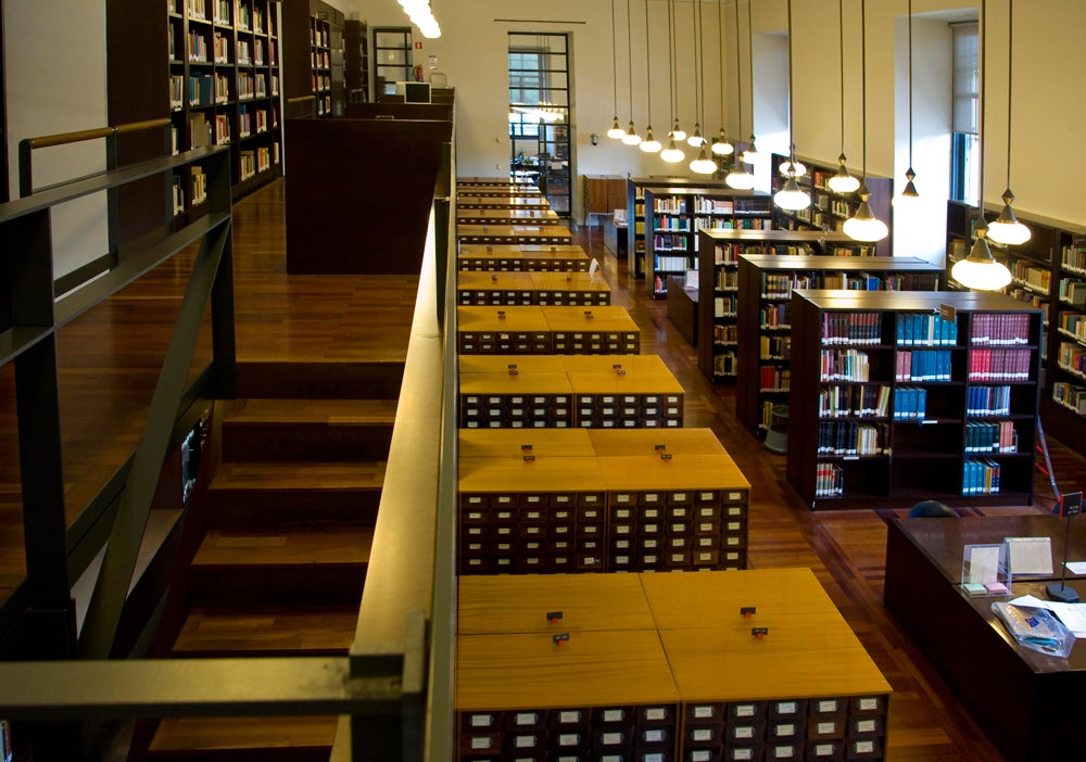 La Biblioteca Nacional conmemora el 8M con una exposición sobre las escritoras premiadas con el Cervantes La Biblioteca Nacional conmemora el 8M con una exposición sobre las escritoras premiadas con el Cervantes