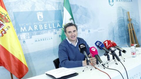 El portavoz del Gobierno municipal, F&eacute;lix Romero, en rueda de prensa
