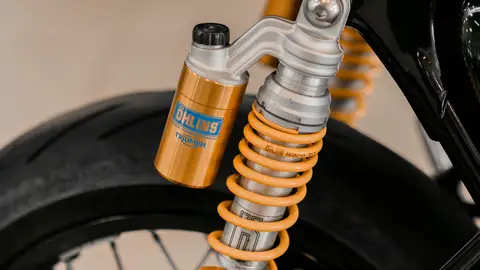 Suspensión trasera de una moto Suspensión trasera de una moto