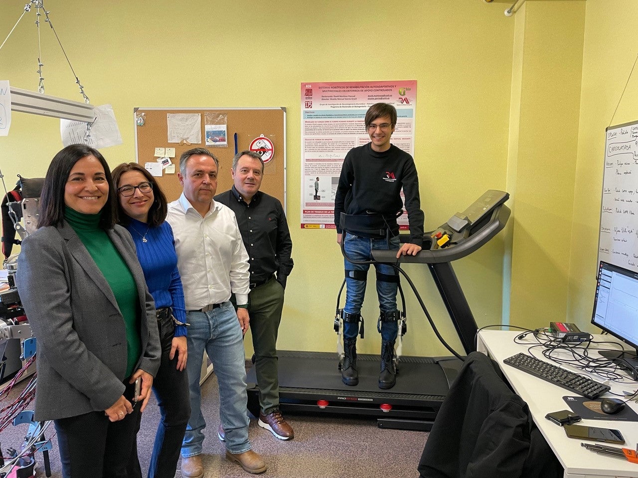 La UMH de Elche e Inescop de Elda crean unas botas robóticas que reducen la fatiga de los cuerpos de respuesta ante emergencias La UMH de Elche e Inescop de Elda crean unas botas robóticas que reducen la fatiga de los cuerpos de respuesta ante emergencias