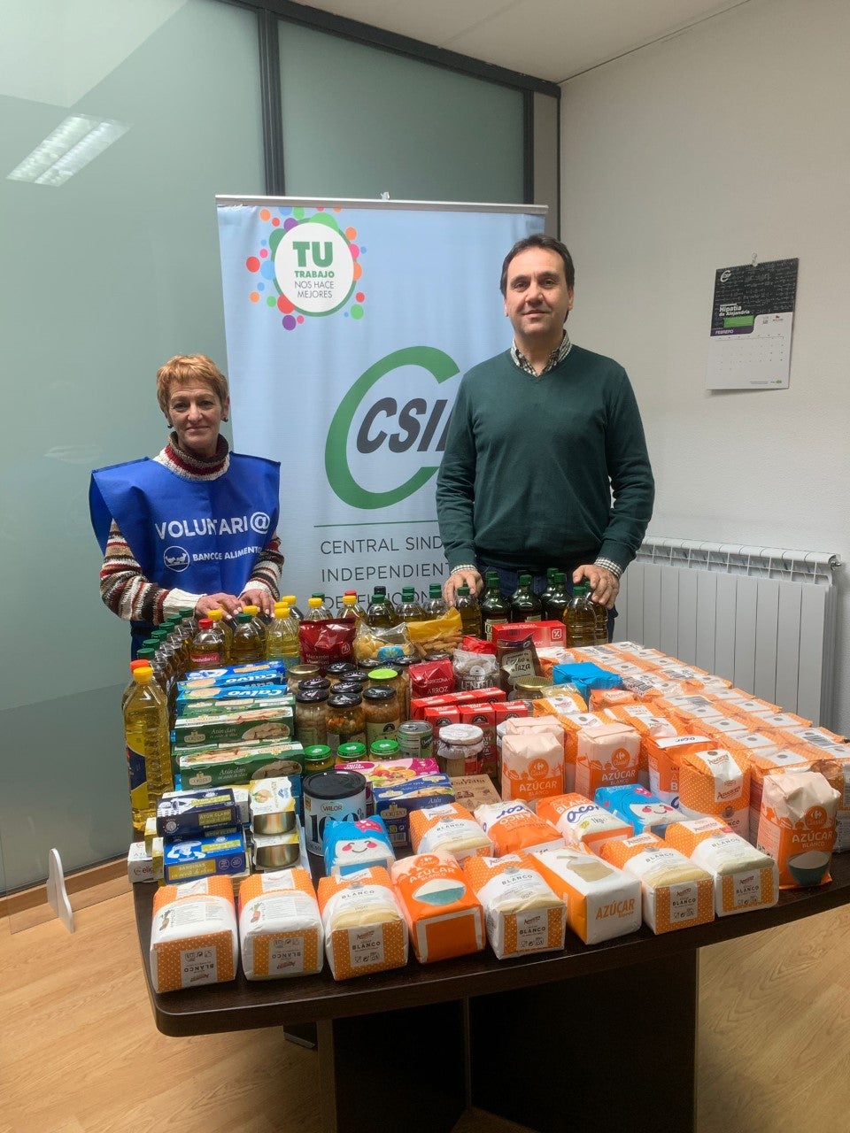 CSIF Palencia entrega al Banco de Alimentos la ayuda recogida en la campaña del mes pasado CSIF Palencia entrega al Banco de Alimentos la ayuda recogida en la campaña del mes pasado
