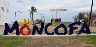 Moncofa celebra sus fiestas con devoción a su patrona Santa María Magdalena Moncofa celebra sus fiestas con devoción a su patrona Santa María Magdalena