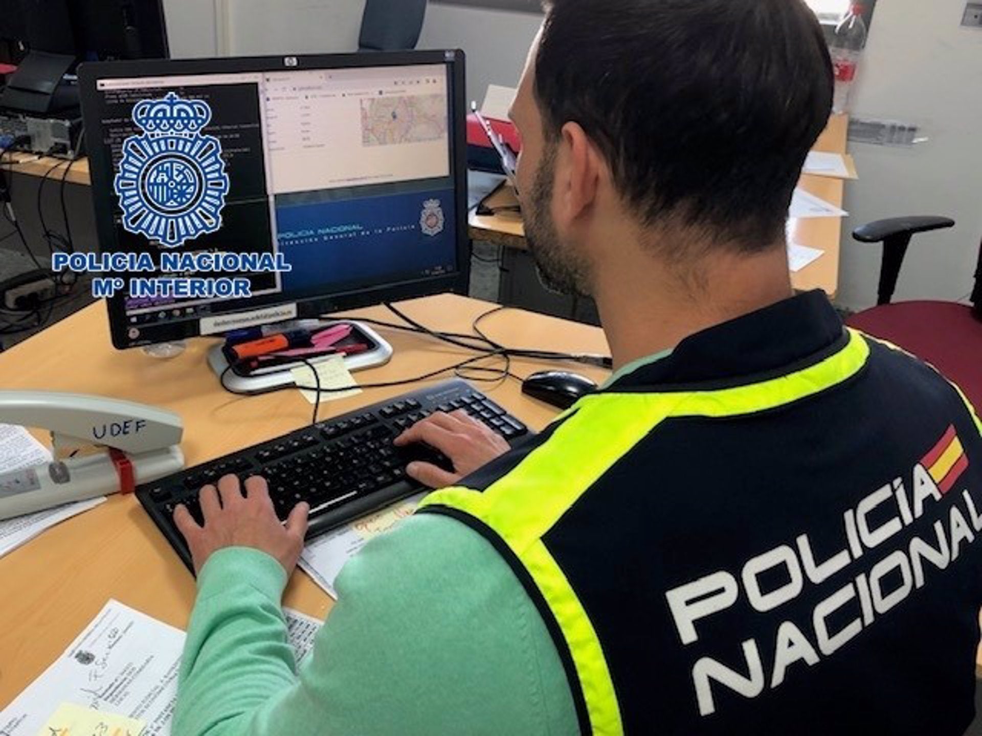 Dos detenidos en Écija por llevar a una joven a la casa de uno de ellos para "vejarla y agredirla sexualmente" Dos detenidos en Écija por llevar a una joven a la casa de uno de ellos para "vejarla y agredirla sexualmente"
