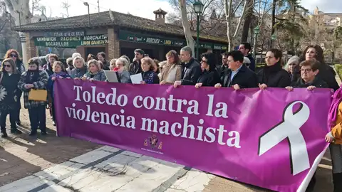 Toledo se concentra contra la violencia machista Toledo se concentra contra la violencia machista