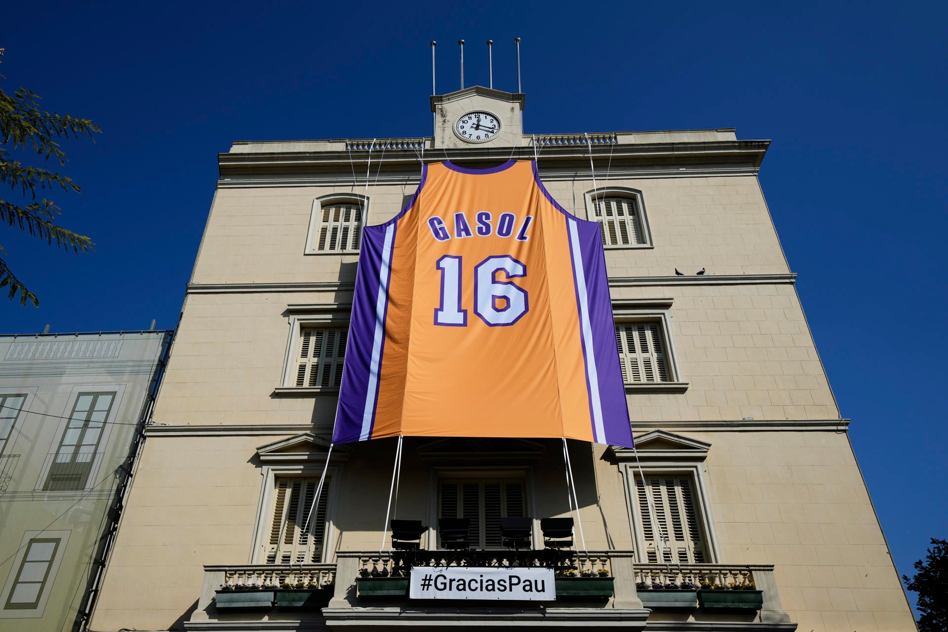 Los Lakers retiran la camiseta de Pau Gasol: vívelo en directo en Onda Cero esta madrugada Los Lakers retiran la camiseta de Pau Gasol: vívelo en directo en Onda Cero esta madrugada