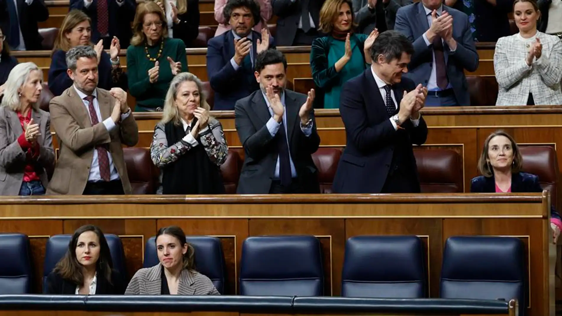 El PSOE salva la reforma del 'sólo sí es sí' y reafirma su ruptura con podemos