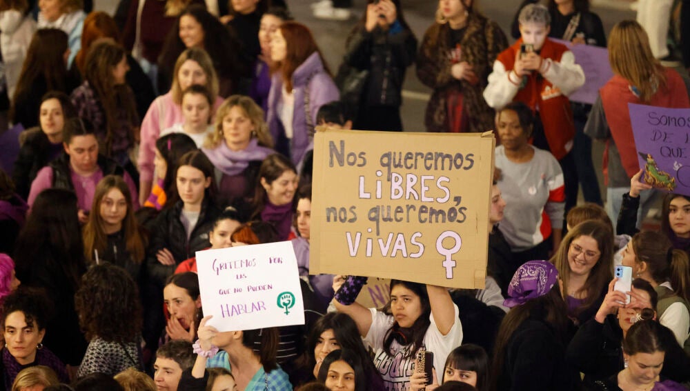 Imagen de la manifestación del 8M en Bilbao