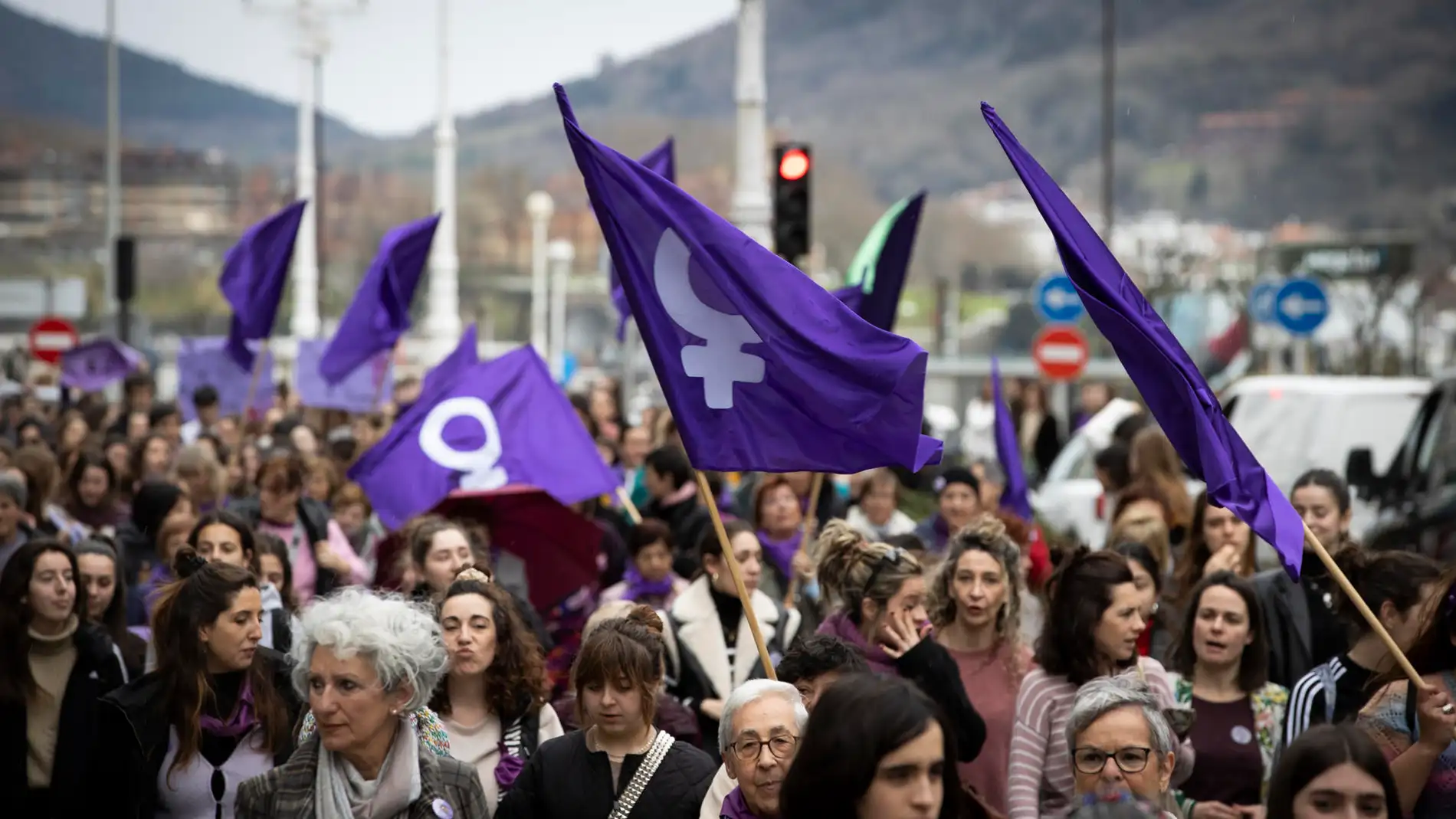 Manifestación con motivo del Día de la mujer/ EFE/ Javier Etxezarreta