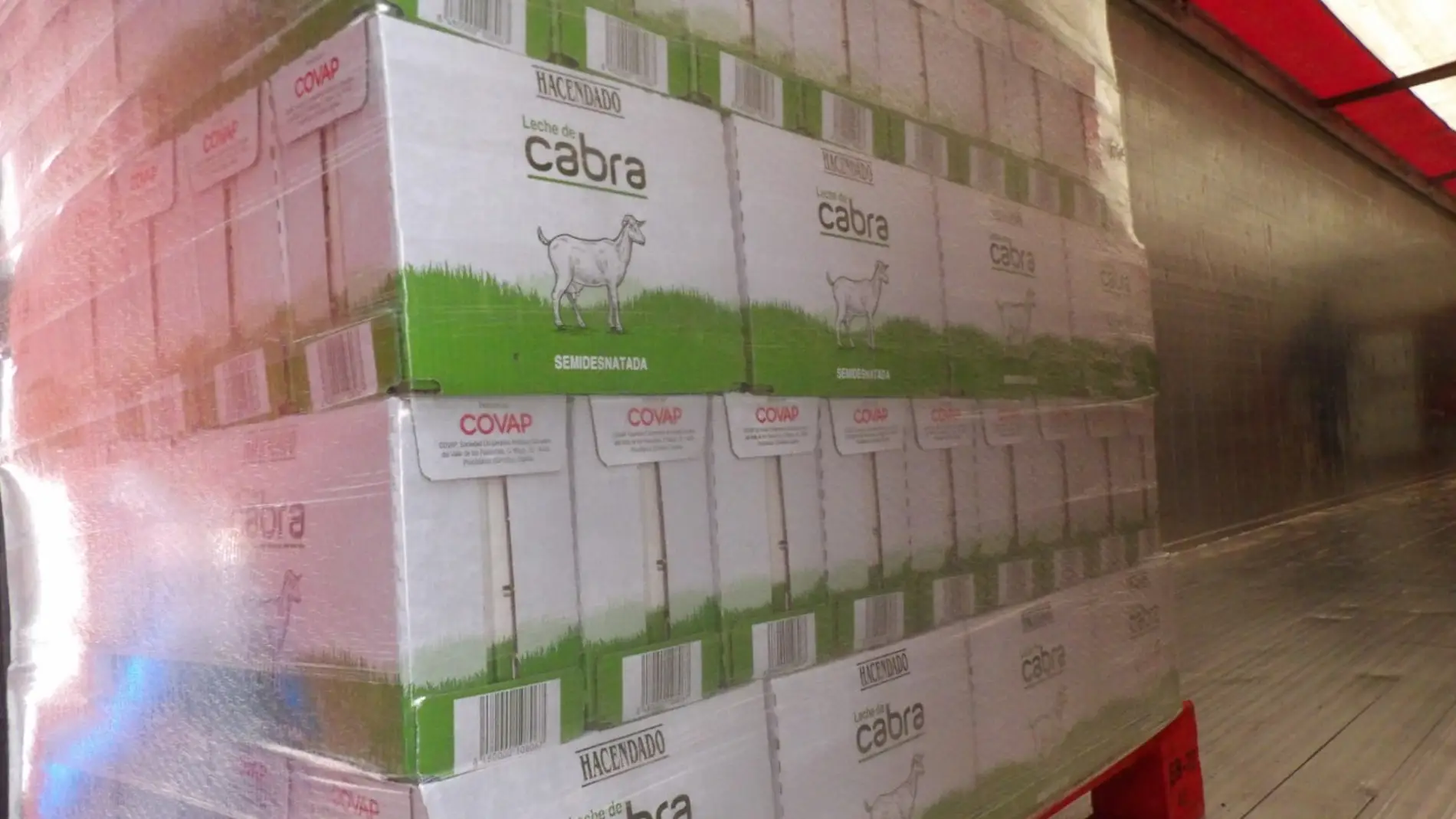 Covap dona más de 32.000 litros de leche al Banco de Alimentos