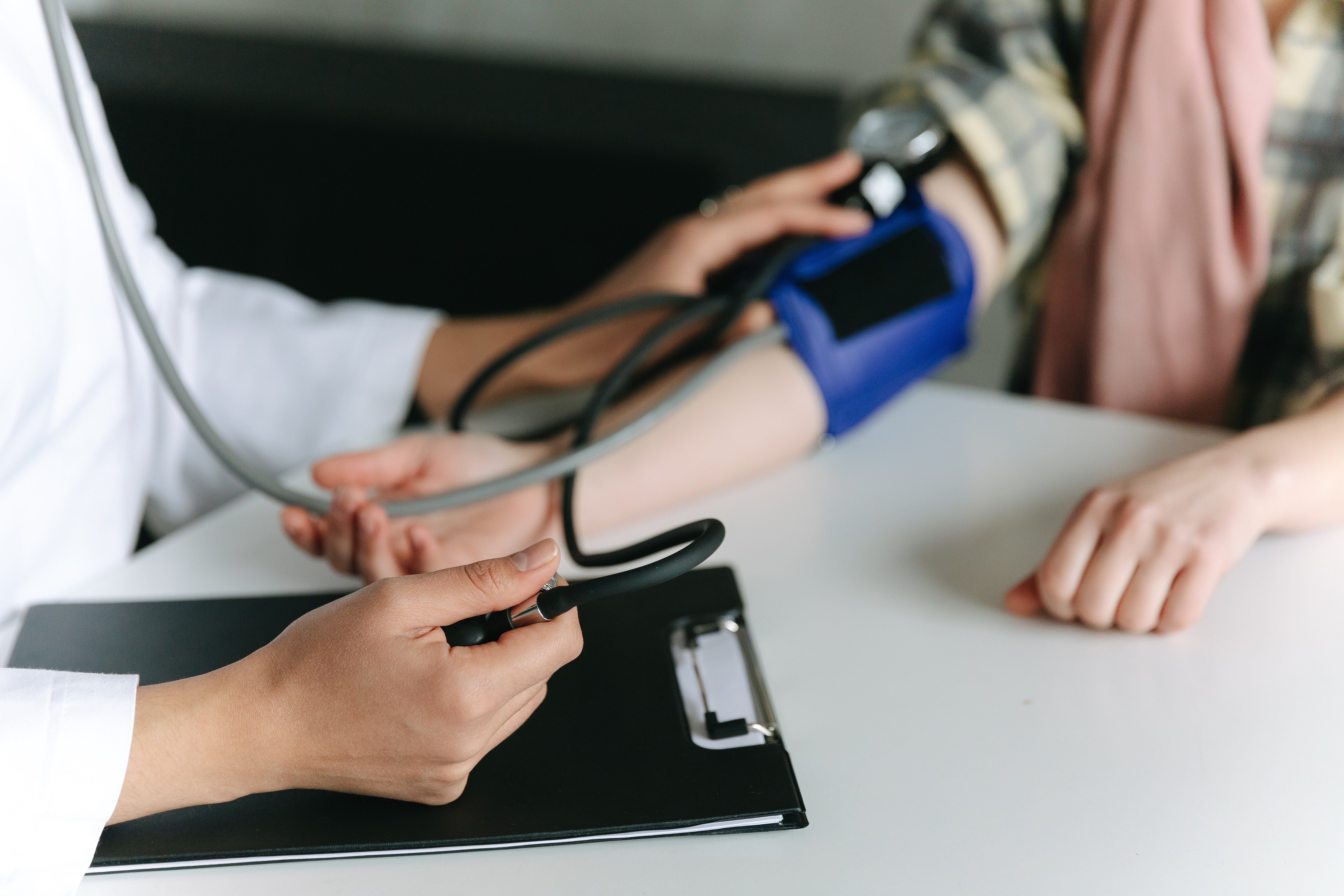 Las agresiones a médicos alcanzan su máximo histórico en 2022 Las agresiones a médicos alcanzan su máximo histórico en 2022