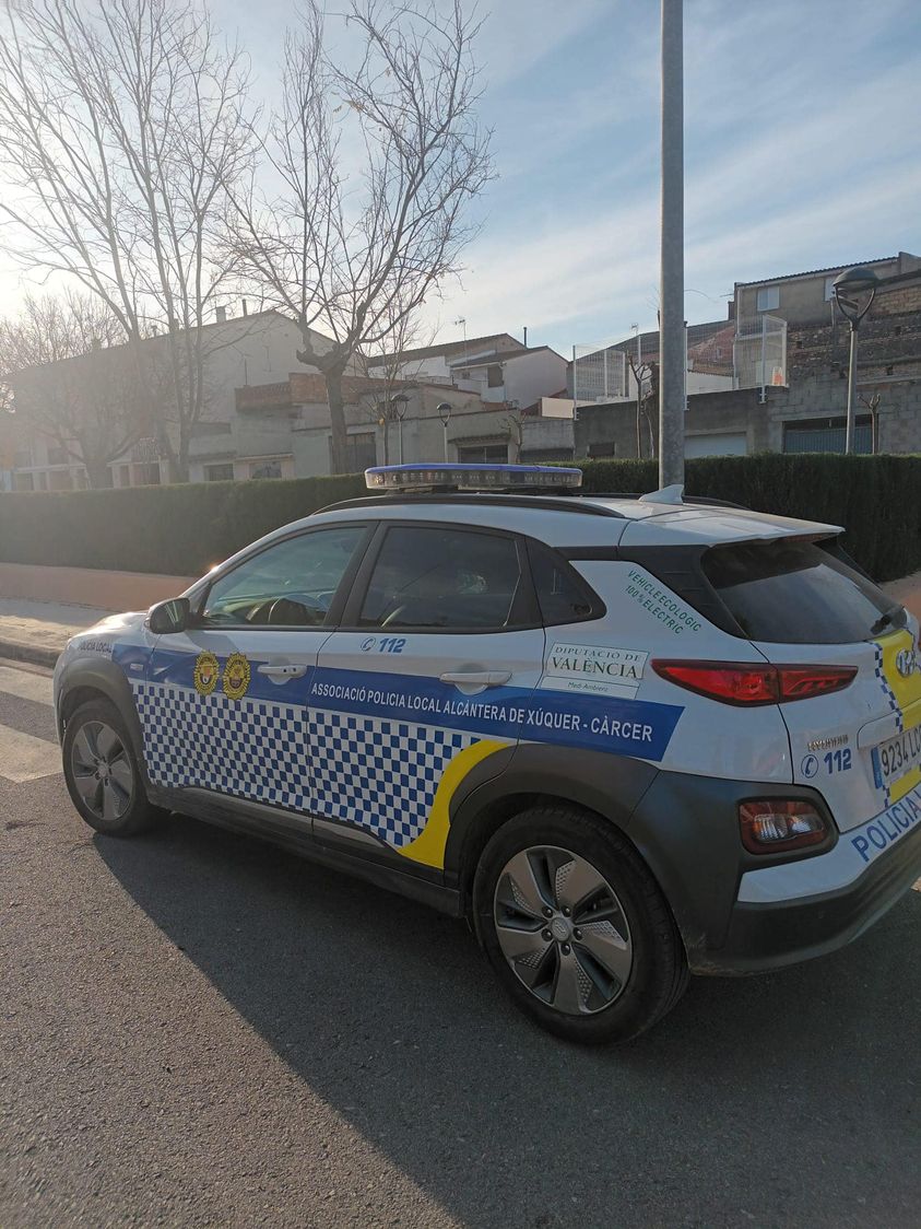 Se registran 7 robos en una sola noche en el interior de vehículos ubicados en Càrcer y Alcàntera del Xúquer Se registran 7 robos en una sola noche en el interior de vehículos ubicados en Càrcer y Alcàntera del Xúquer
