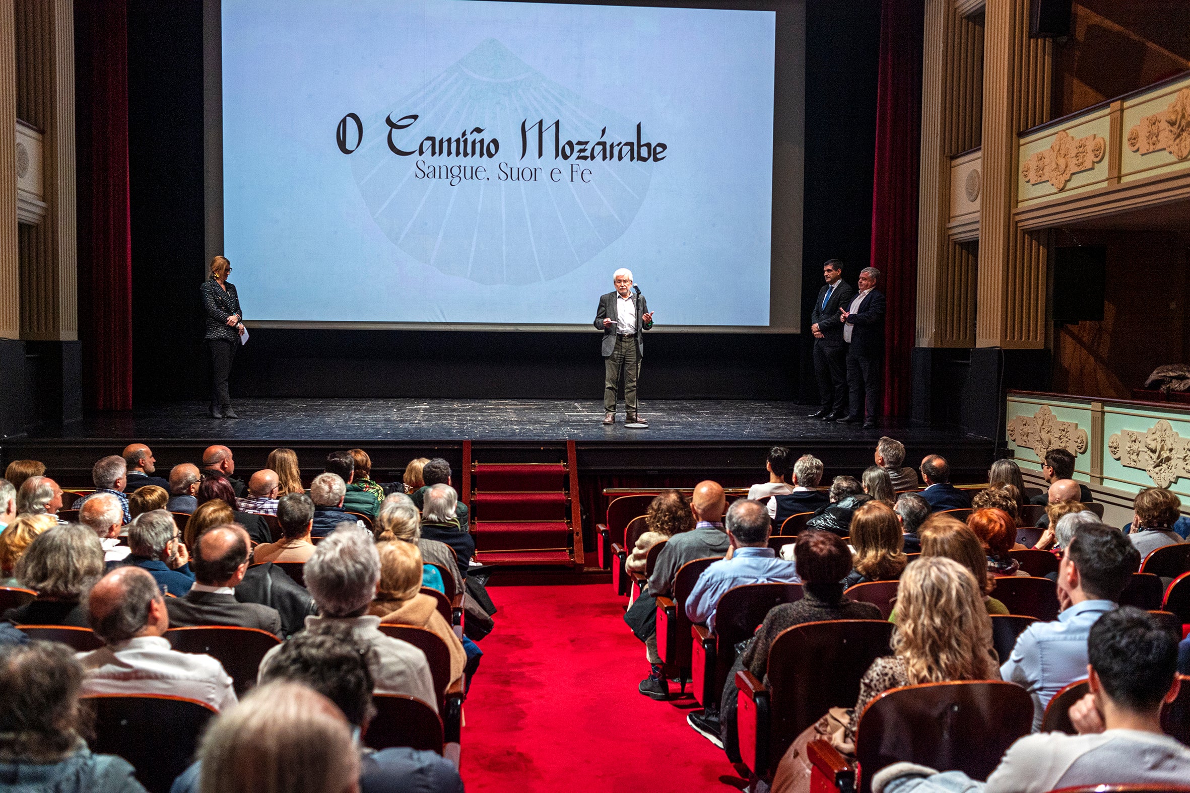 Vázquez Taín aborda a pegada histórica da Vía da Plata Vázquez Taín aborda a pegada histórica da Vía da Plata