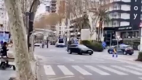 La Polic&iacute;a de Benidorm detiene a un hombre tras una persecuci&oacute;n por las calles de la ciudad