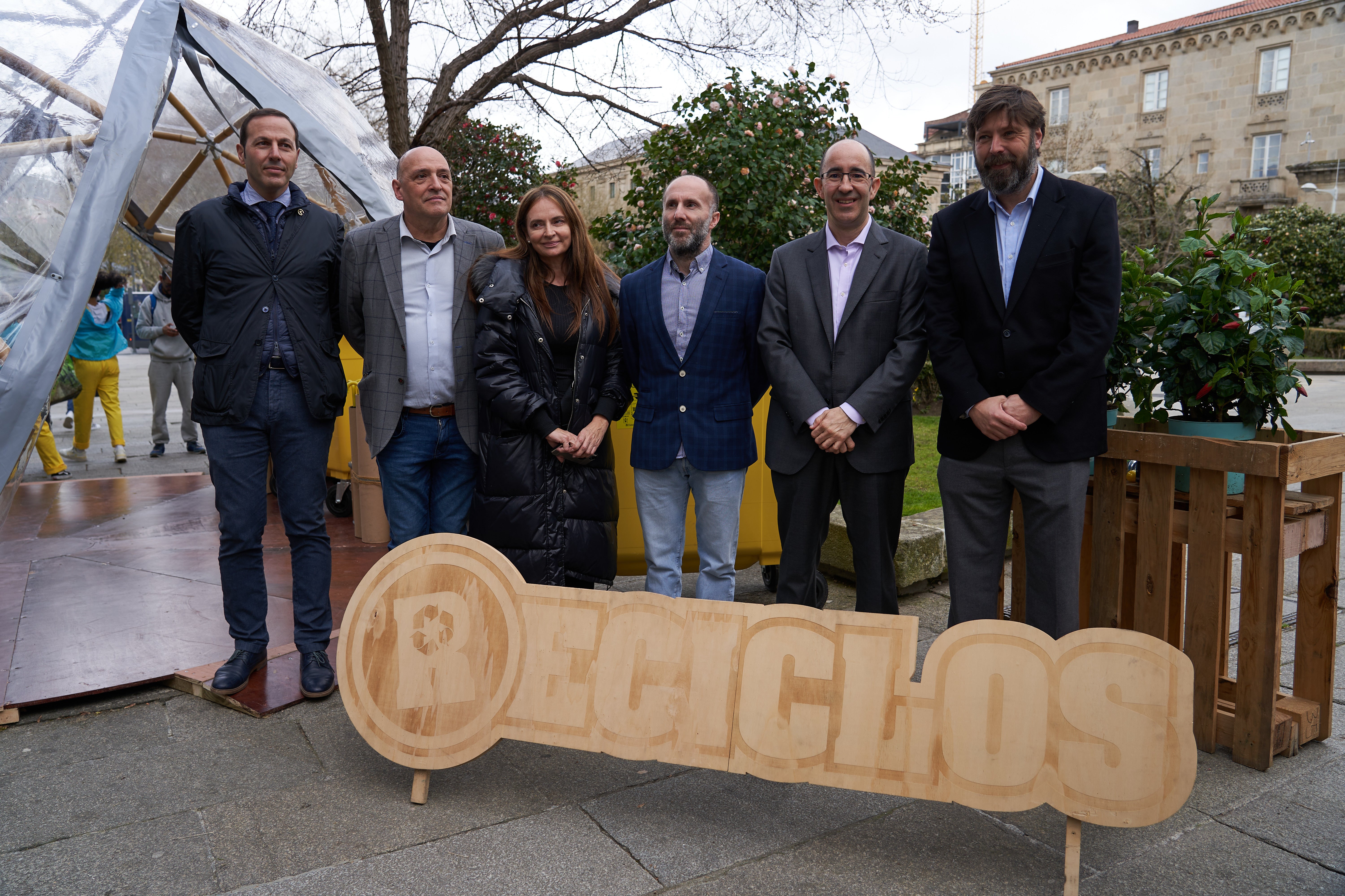 O Concello de Ourense e Ecoembes presentan un sistema que recompensa os cidadáns por reciclen no contedor amarelo O Concello de Ourense e Ecoembes presentan un sistema que recompensa os cidadáns por reciclen no contedor amarelo