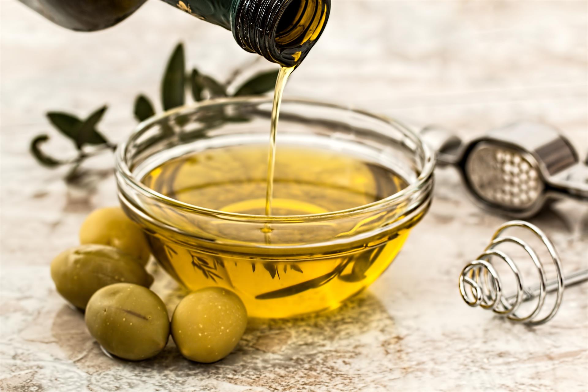 Seguridad alimentaria ha intervenido nueve marcas de aceite de oliva por carecer de registro sanitario Seguridad alimentaria ha intervenido nueve marcas de aceite de oliva por carecer de registro sanitario