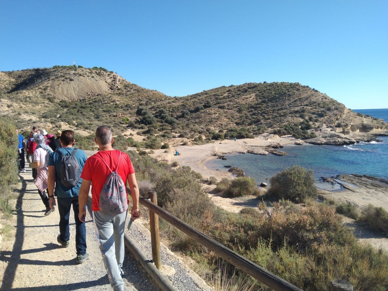 Comienzan los senderos Urbanos de Primavera de Alicante que celebran X Aniversario con seis recorridos y 350 plazas Comienzan los senderos Urbanos de Primavera de Alicante que celebran X Aniversario con seis recorridos y 350 plazas