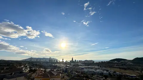 benidorm marina baixa cielos despejados benidorm marina baixa cielos despejados