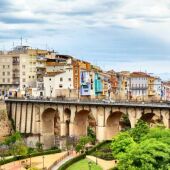 Luz verde para el proyecto de ampliación de aceras y restauración del puente sobre el río Amadorio.