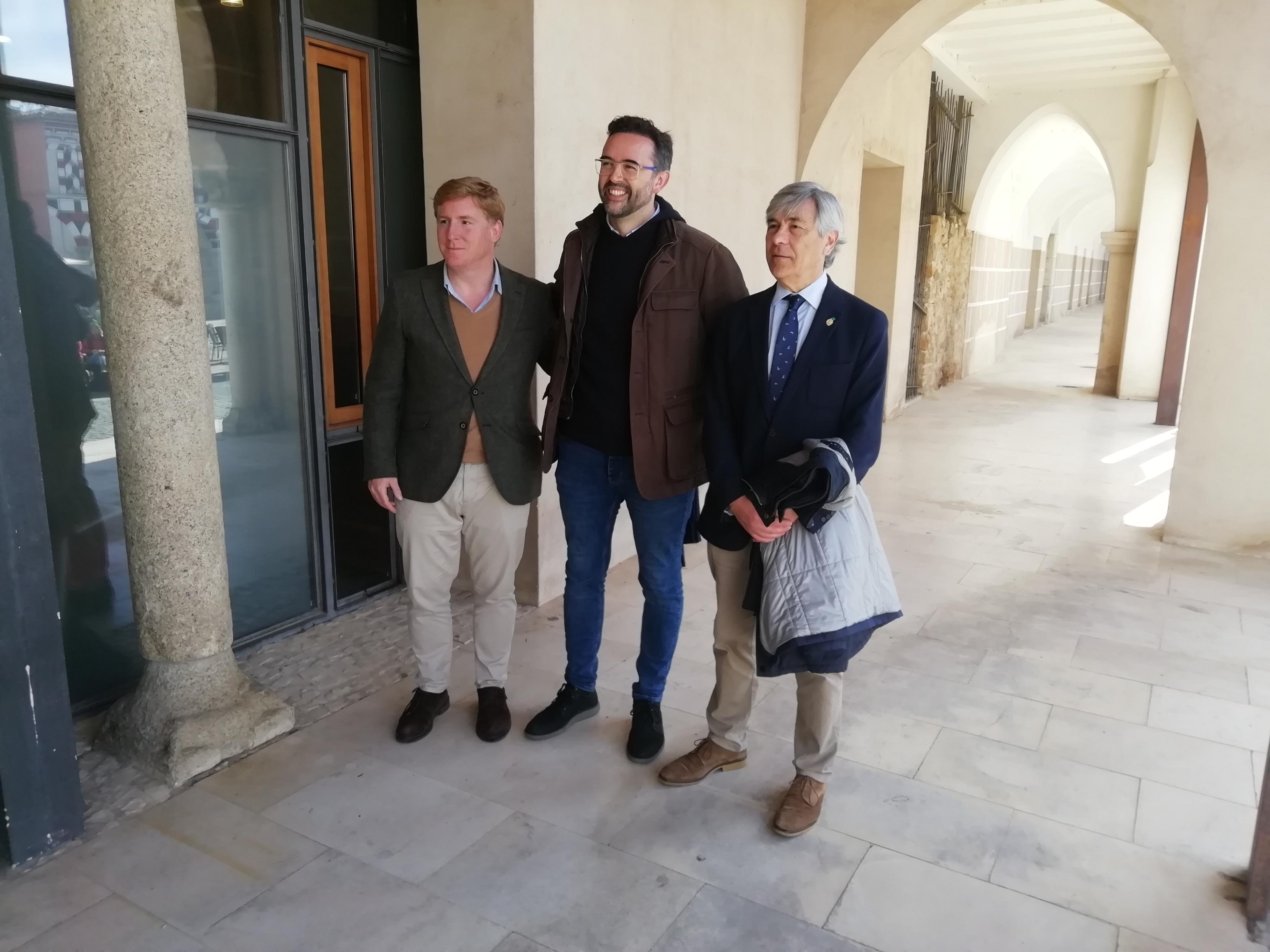 Informativo Más de Uno Badajoz 8,20 horas Informativo Más de Uno Badajoz 8,20 horas