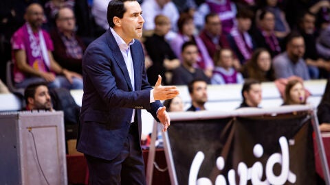 Guillermo Arenas en el partido frente a Lleida