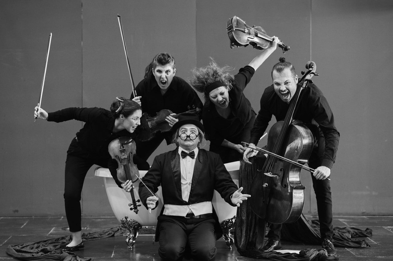 ‘Das Pfeiffer’ y ‘Otra vida’ con Beatriz Carvajal en el Teatro Principal por Magdalena ‘Das Pfeiffer’ y ‘Otra vida’ con Beatriz Carvajal en el Teatro Principal por Magdalena